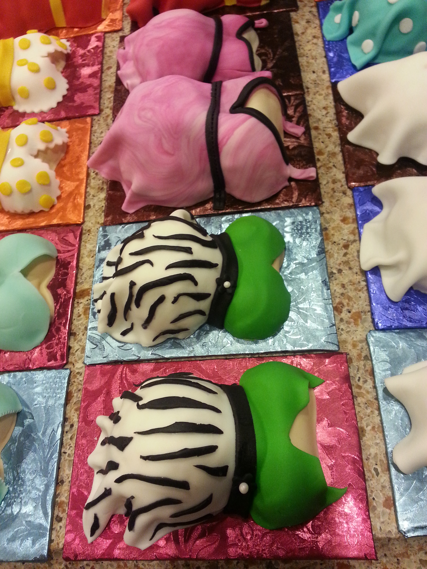 Custom cake by Cakes After Dark, photo 10